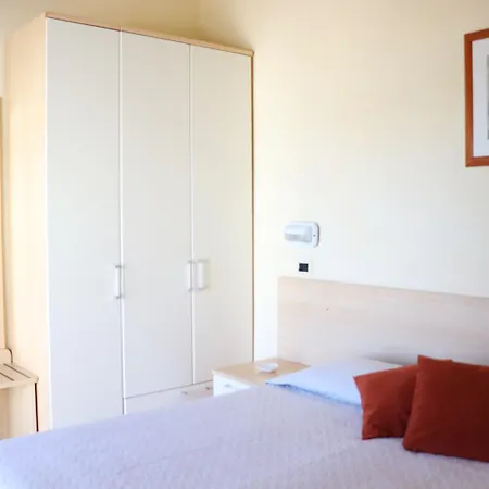 Hotel Dependance Barca D'oro 2*